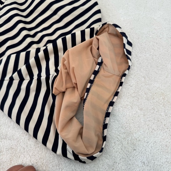J.Crew One-shoulder one-piece swimsuit in classic stripe Navy/Ivory - Picture 7 of 15
